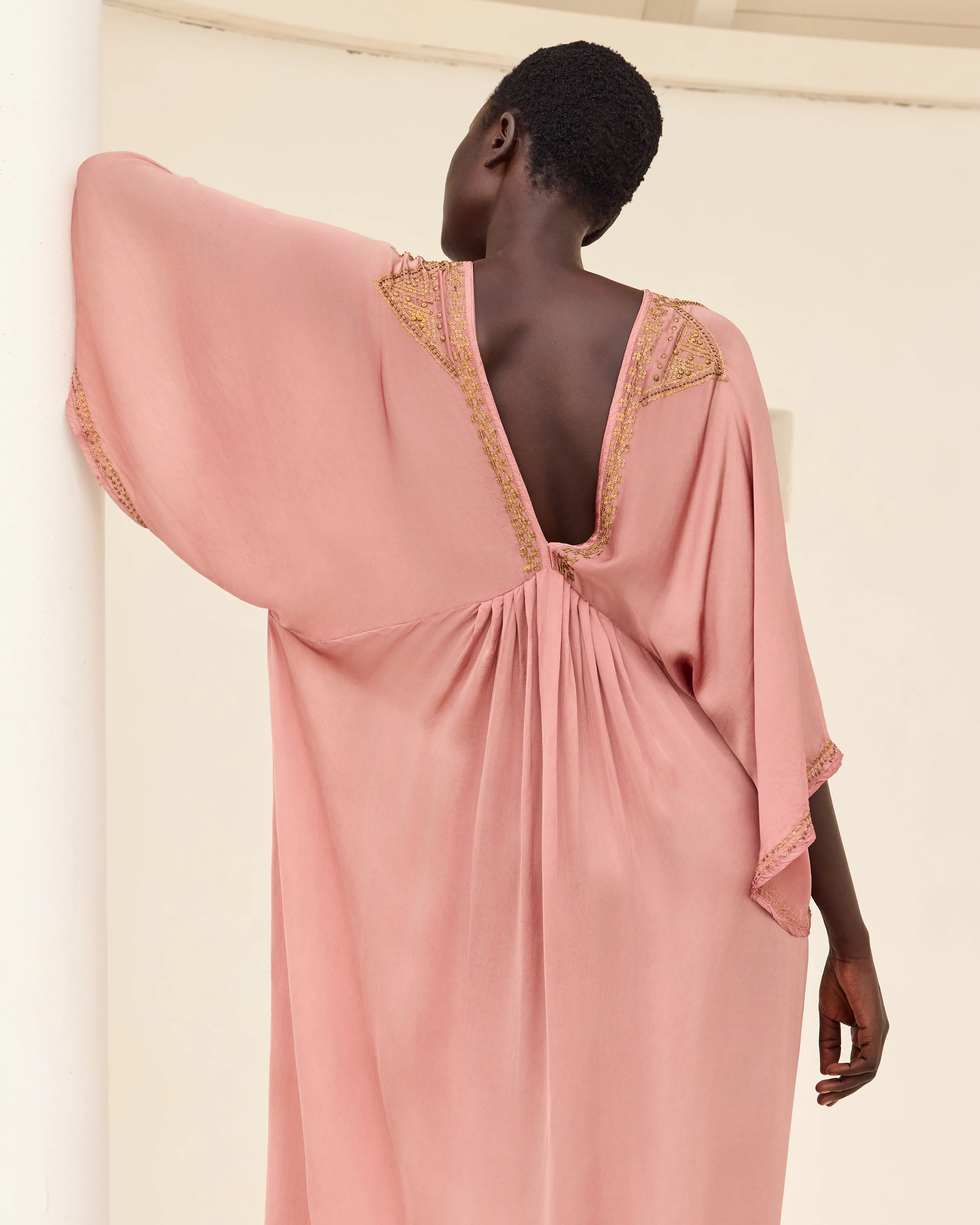 Robe Chajchas - Petite Orchid - Image 5