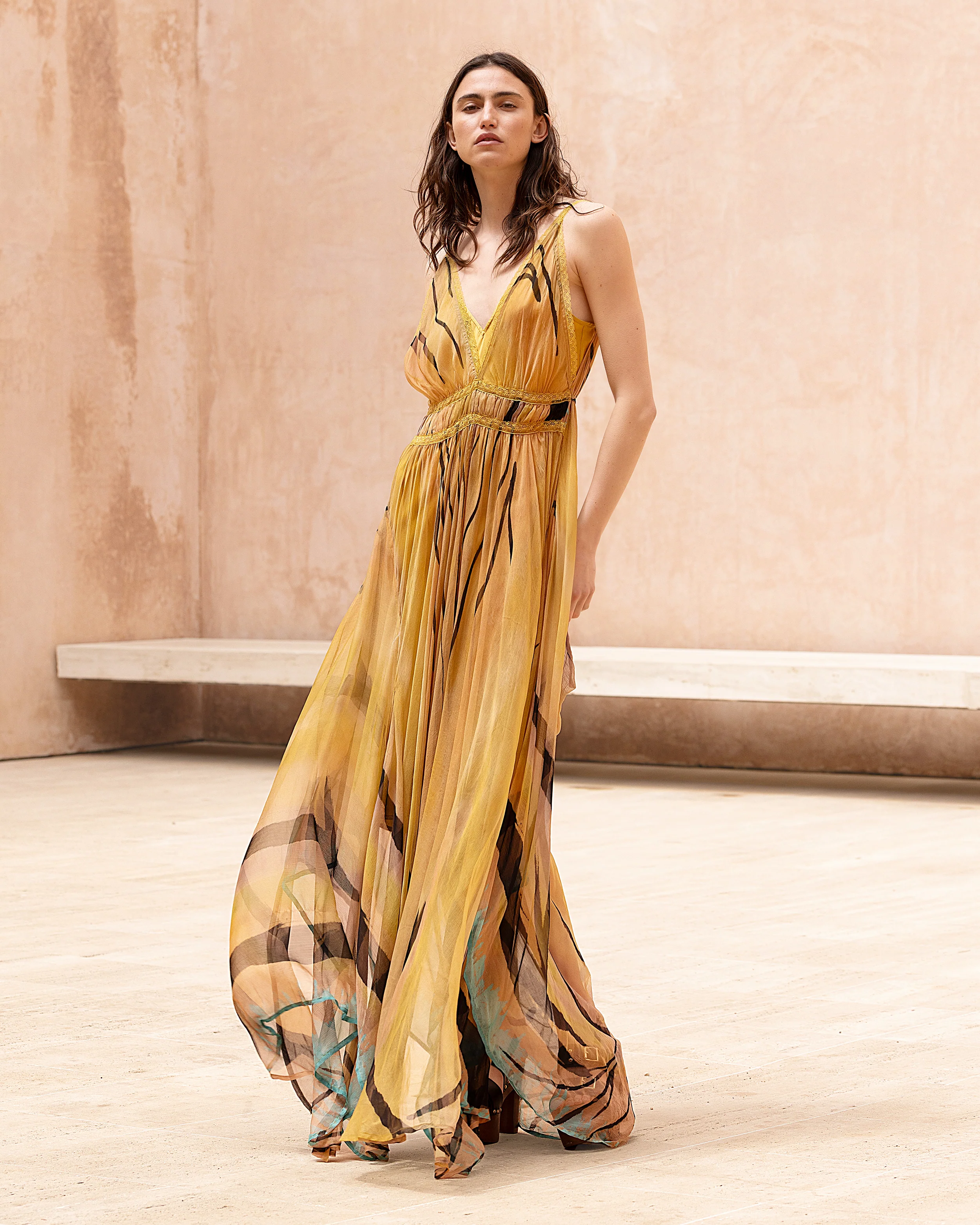 Robe Salaya - Sable