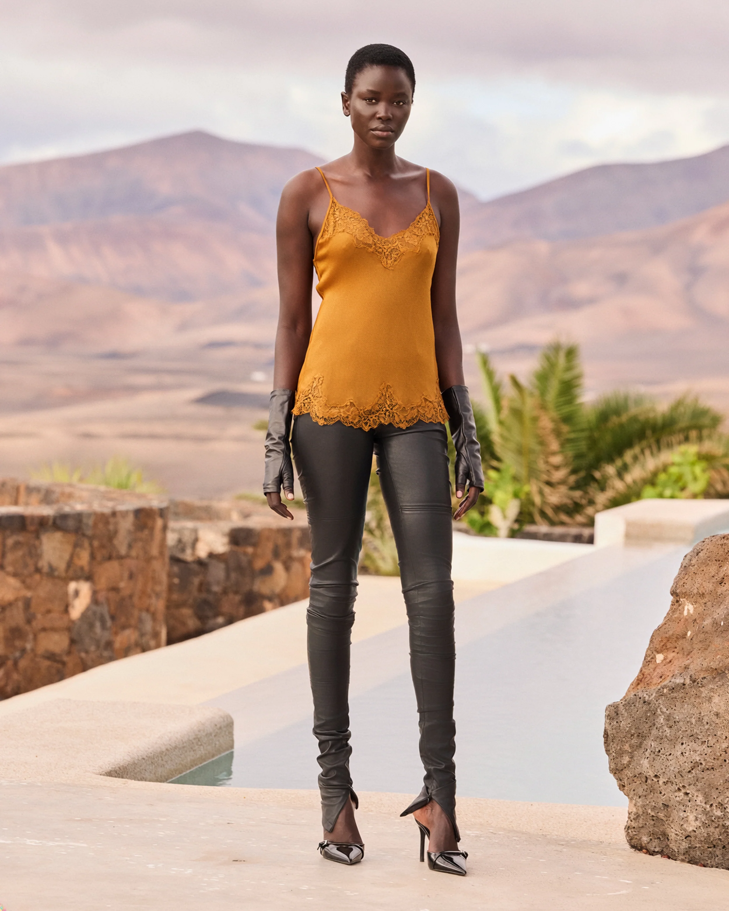 Top Blavia - Ocre - Image 3